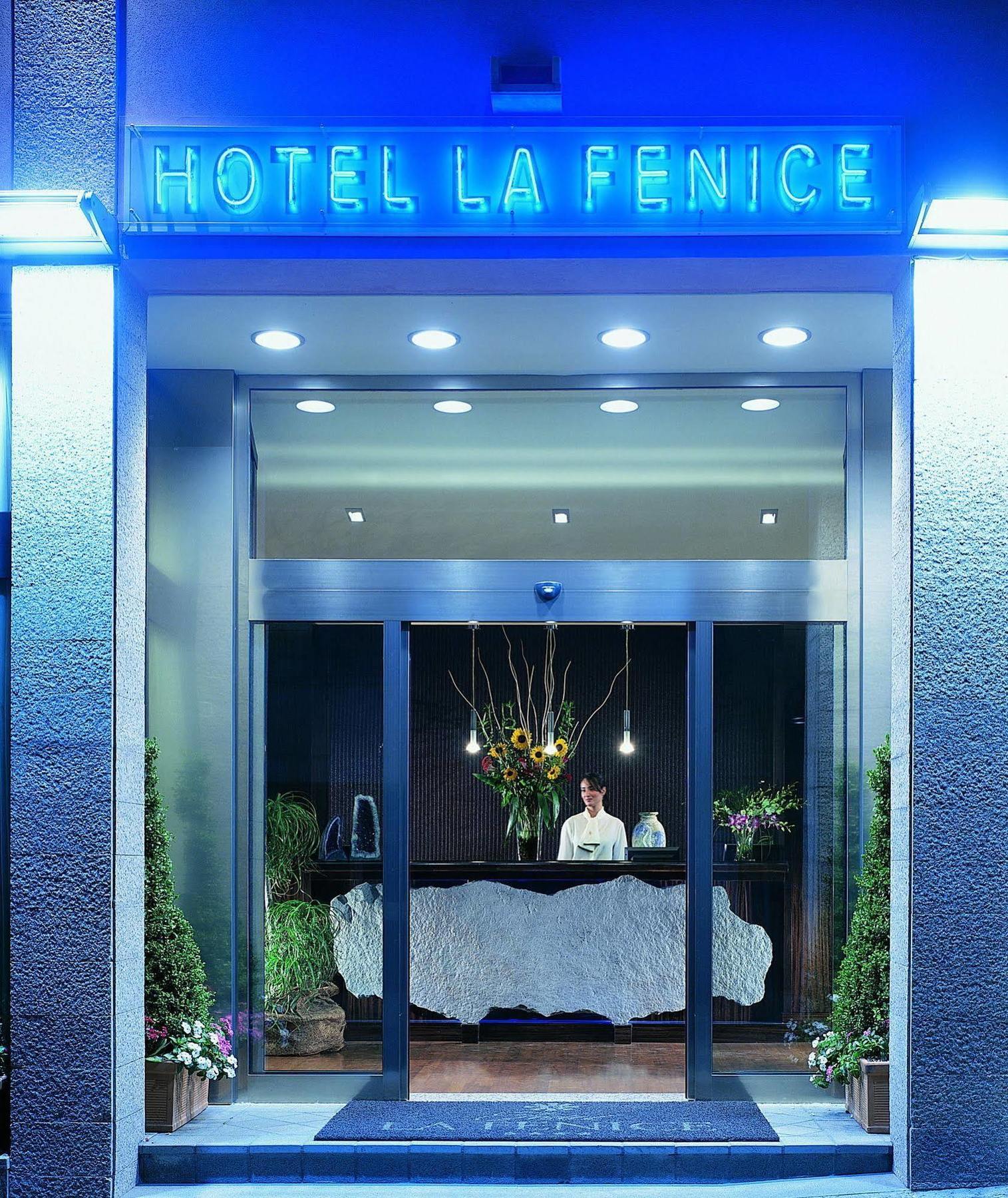 Hotel La Fenice Belpasso Exteriör bild